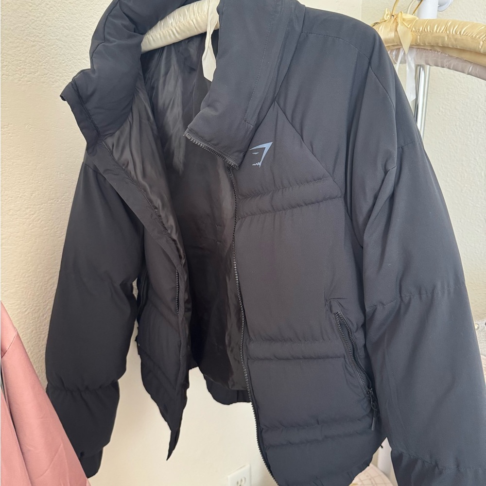 Gymshark black Puffer Jacket